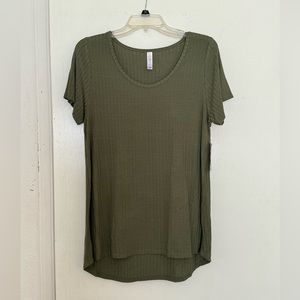Lularoe Olive Army Green Classic Tee, New with free shipping !